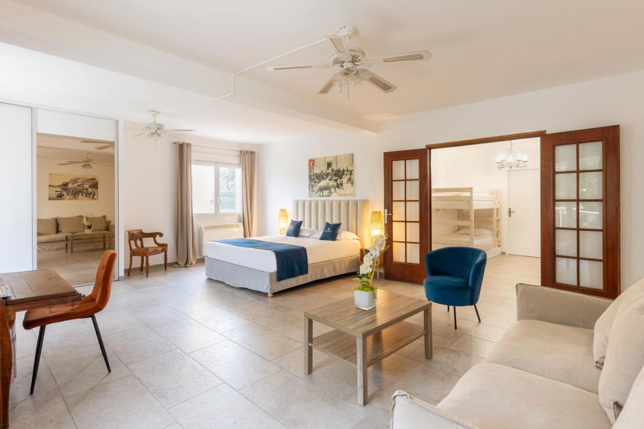 Best Western Hotel Casa Bianca, Piscine Interieure Et Exterieure Калви Екстериор снимка