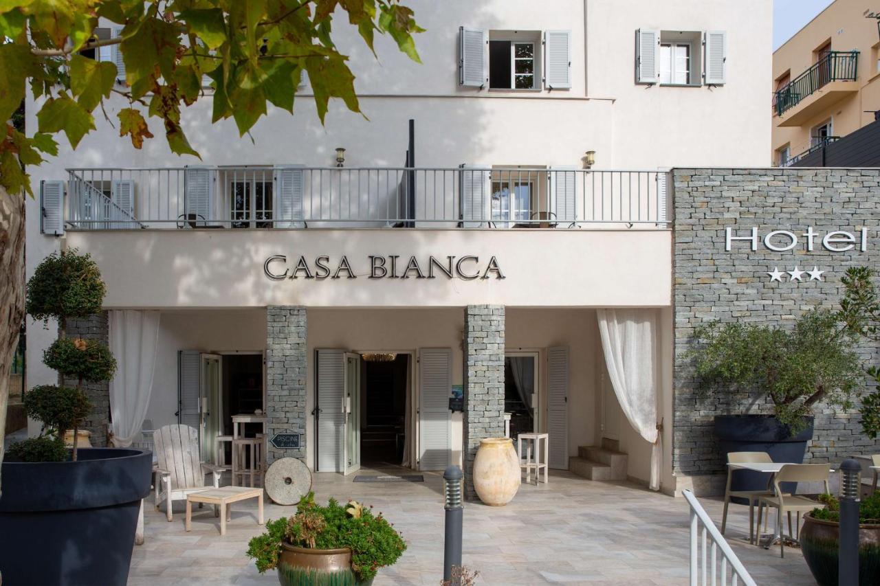 Best Western Hotel Casa Bianca, Piscine Interieure Et Exterieure Калви Екстериор снимка