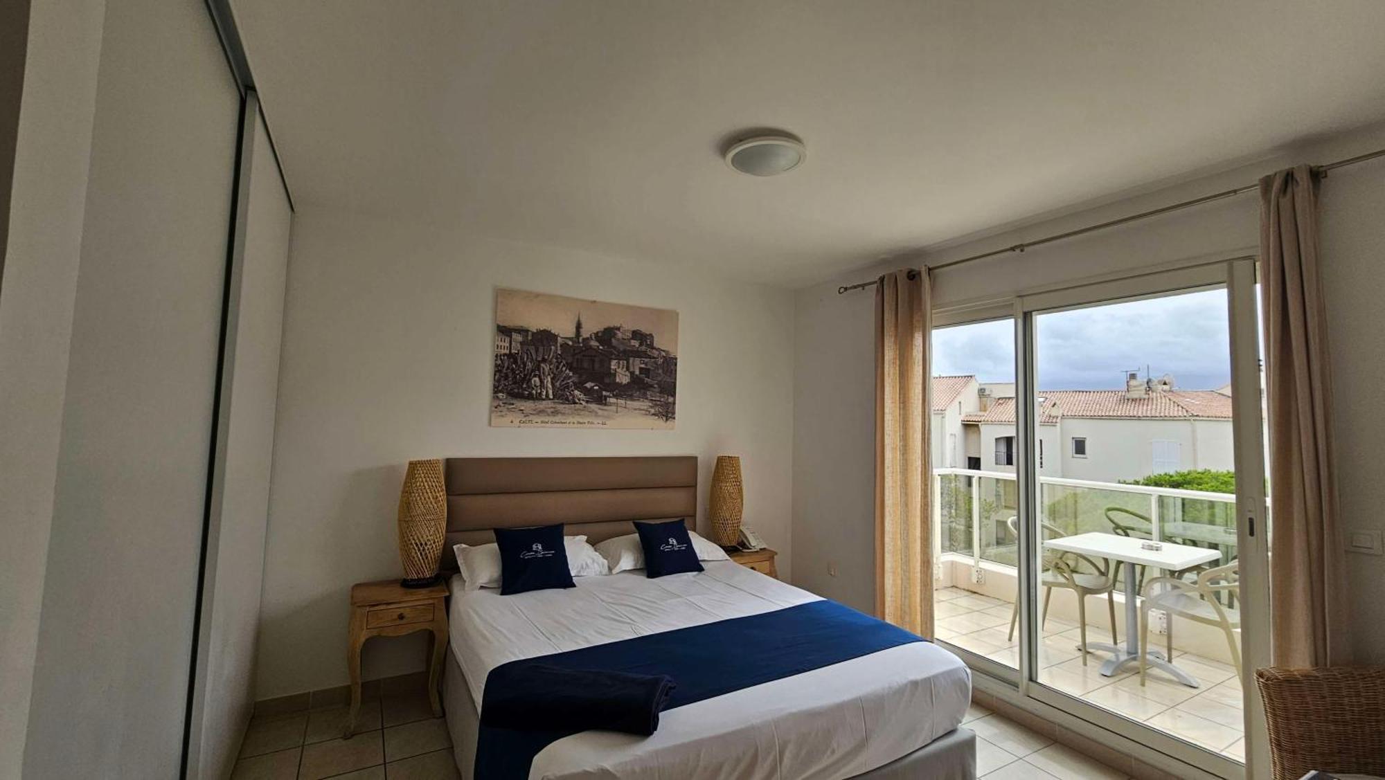 Best Western Hotel Casa Bianca, Piscine Interieure Et Exterieure Калви Екстериор снимка