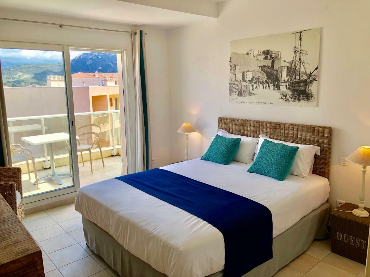 Best Western Hotel Casa Bianca, Piscine Interieure Et Exterieure Калви Екстериор снимка